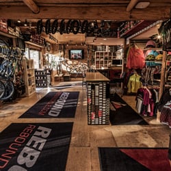 Rebound Cycle - Inviting open concept