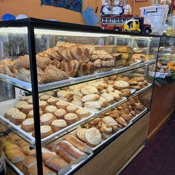 El Chapin Restaurant & Bakery - Pastries/Postres - Latin American Near Me - North Bergen, New Jersey