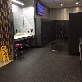 Planet Fitness - Women's locker room and vanity - Gyms Near Me - Phoenix, Arizona Planet Fitness - Women's locker room and vanity - Gyms Near Me - Phoenix, Arizona