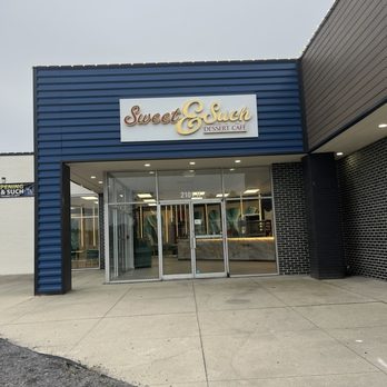 Sweet & Such - Exterior - Desserts Near Me - Columbia, South Carolina