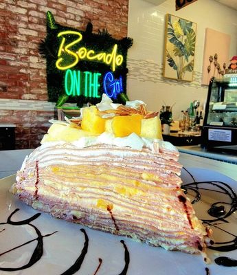 Bocado: Un Petit Bistro by null