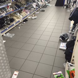 Action - Klanten maken het hier altijd serieus rommelig.
