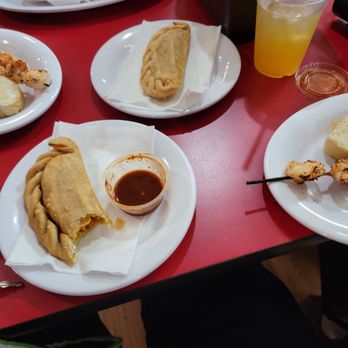 El Mata Munchies - Puerto Rican Near Me - West Palm Beach, Florida