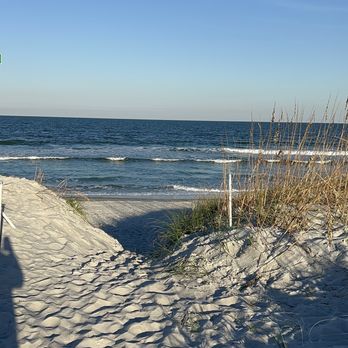 The Lemon Bar - Beach - American Near Me - Neptune Beach, Florida