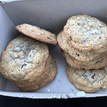 Harris Ranch Country Store - 8 chocolate chip with walnuts cookies for $7.49!! - Bakeries Near Me - Coalinga, California Harris Ranch Country Store - 8 chocolate chip with walnuts cookies for $7.49!! - Bakeries Near Me - Coalinga, California
