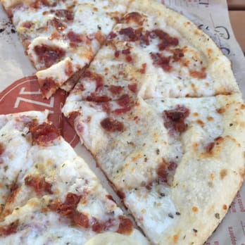 Blaze Pizza - White Top Pizza - Pizza Near Me - Sugar Land, Texas Blaze Pizza - White Top Pizza - Pizza Near Me - Sugar Land, Texas