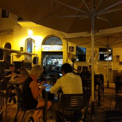 Vogue Bar