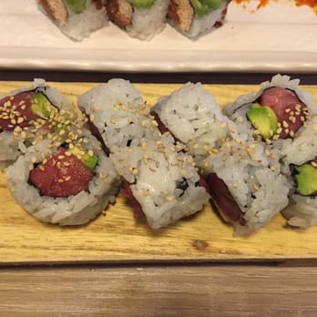 Aki Sushi - Tuna avocado roll - Sushi Bars Near Me - Kennewick, Washington Aki Sushi - Tuna avocado roll - Sushi Bars Near Me - Kennewick, Washington