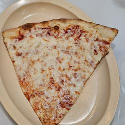 Niki's Pizza & Pasta - Cedar Park - Cheese slice