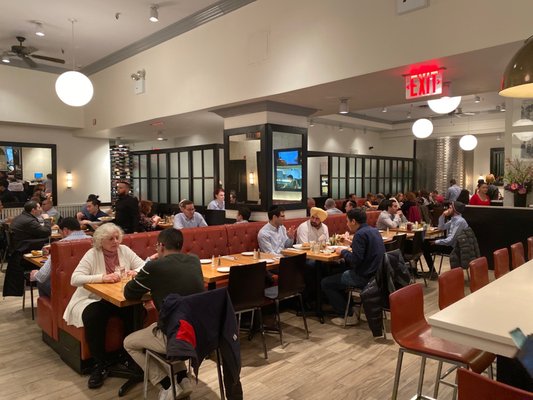 MR BROADWAY - 170 Photos & 345 Reviews - 209 W 38th St, New York, New