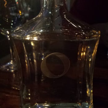 Oenotri - Oenotti water caraf. Very pretty - Italian Near Me - Napa, California