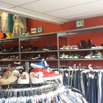 Buffalo Exchange - Used, Vintage & Consignment Near Me - Fullerton, California