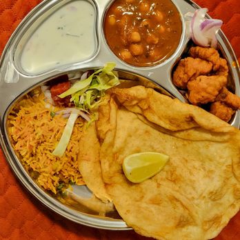 Indian Courtyard Restaurant - a plate of indian food - Indian Near Me - New Westminster, British Columbia Indian Courtyard Restaurant - a plate of indian food - Indian Near Me - New Westminster, British Columbia