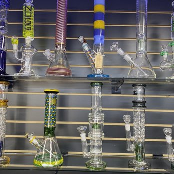 BARGAIN CITY GIFTS AND SMOKE - Updated May 2026 - 72 Photos - 1831  Guerneville Rd, Santa Rosa, California - Vape Shops