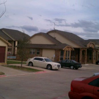 Lakeside Apartments - Apartments Near Me - Granbury, Texas Lakeside Apartments - Apartments Near Me - Granbury, Texas