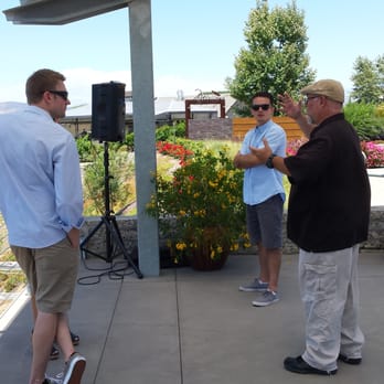 Grapeline Wine Tours - Getting some fun facts about Callaway winery from Steve - Wine Tours Near Me - Temecula, California Grapeline Wine Tours - Getting some fun facts about Callaway winery from Steve - Wine Tours Near Me - Temecula, California