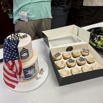 Hey Sweet Cakes - Lemon cake - Cupcakes Near Me