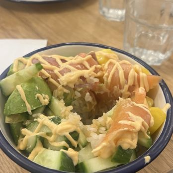 Café Mareva - Poke salmon - Breakfast & Brunch Near Me - Paris, 75 Café Mareva - Poke salmon - Breakfast & Brunch Near Me - Paris, 75