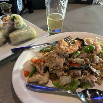 Soul Fire Brewing - Spring Rolls and Thai Basil Combo Fried Rice from Zaep Zaep Thai - Brewpubs Near Me - Roanoke, Texas