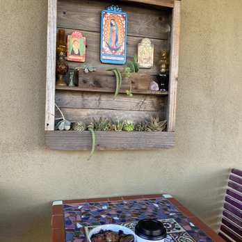 Cafecito - Overnight oats and basic bee - Coffee & Tea Near Me - Yuma, Arizona Cafecito - Overnight oats and basic bee - Coffee & Tea Near Me - Yuma, Arizona