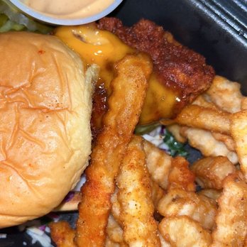 Dave's Hot Chicken - #Dave's #4 1 Slider with Fries - Chicken Shop Near Me - Chicago, Illinois Dave's Hot Chicken - #Dave's #4 1 Slider with Fries - Chicken Shop Near Me - Chicago, Illinois