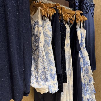 Windsor - Blues - Women's Clothing Near Me - Mission Viejo, California Windsor - Blues - Women's Clothing Near Me - Mission Viejo, California