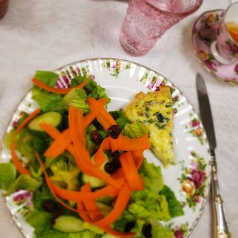 Tea Time - Salad with raspberry vinaigrette - Tea Rooms Near Me - Sunrise, Florida Tea Time - Salad with raspberry vinaigrette - Tea Rooms Near Me - Sunrise, Florida