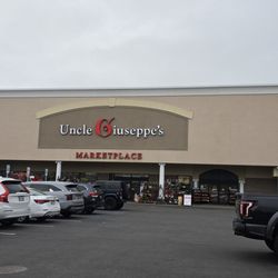 Uncle Giuseppe's Marketplace - Storefront