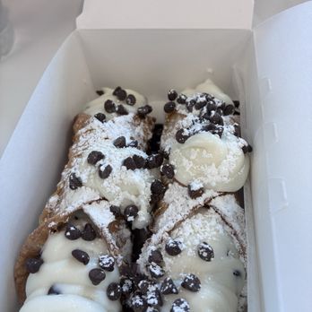 Frankie’s Italian Deli - Cannoli - Delis Near Me - Riverview Fl, Florida