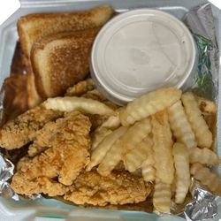 The Wooden Spoon Cafe - Chicken Strip Basket