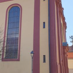 Paulanerkirche Pfr. Löbermann - Fassade