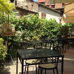 L'antica Fonte Taverna Degli Artisti