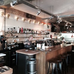 De Superette - The counter.