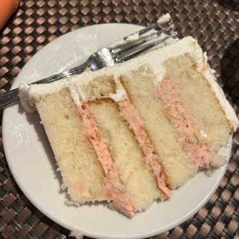 C'est Si Bon Bakery - Bakeries Near Me - San Jose, California