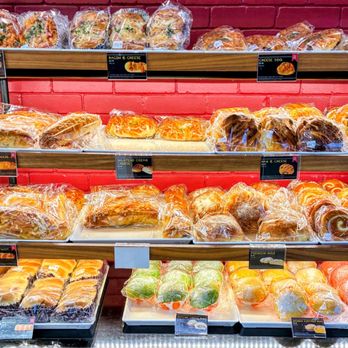 85°C Bakery Cafe-Carrollton - Coffee & Tea Near Me - Carrollton, Texas