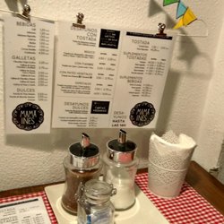 Mamá Inés - El menú. Por cierto, late breakfast hasta las 14 h :)