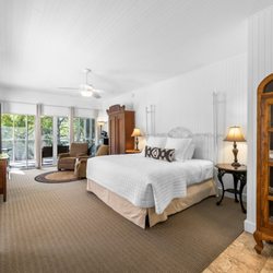 The Meyer Hotel - Premier King | Sleeps 2
