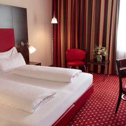 Best Western Amedia Hotel Wels - Guest room