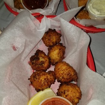 Bayside Grille - American Near Me - Fort Myers Beach, Florida