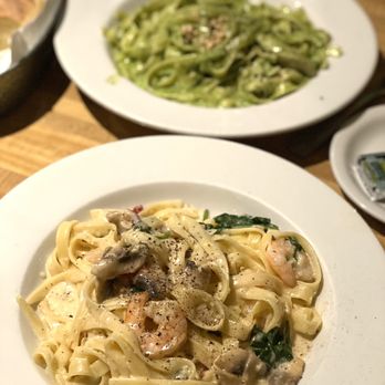 Acqua e Farina - Chicken pesto & gamberetti - Italian Near Me - Hayward, California Acqua e Farina - Chicken pesto & gamberetti - Italian Near Me - Hayward, California