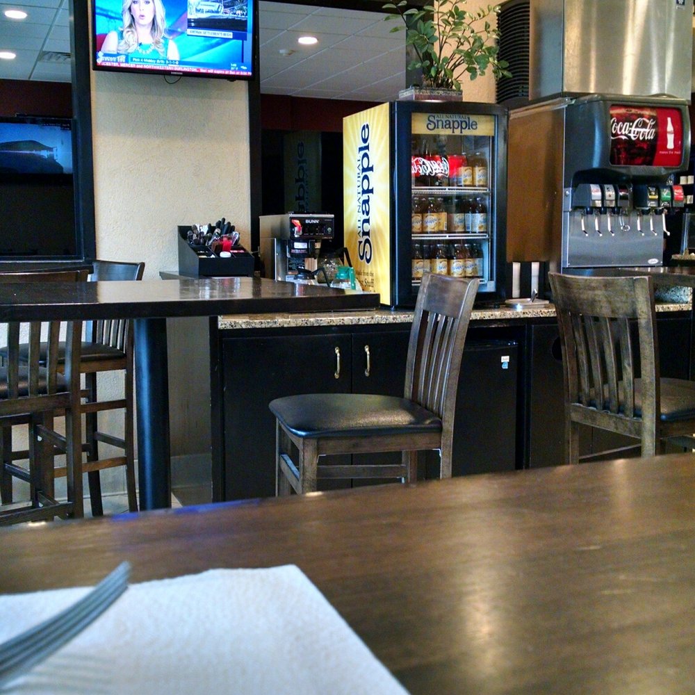 Pasquale Brick Oven Pizza & Restaurant - Drink dispensers and TV - Pizza Near Me - Milltown, New Jersey
