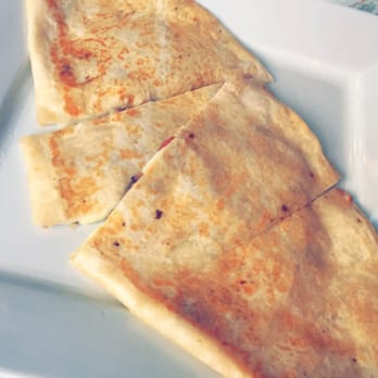 26 Beach Restaurant - Chicken quesadilla. - New American Near Me - Venice, California