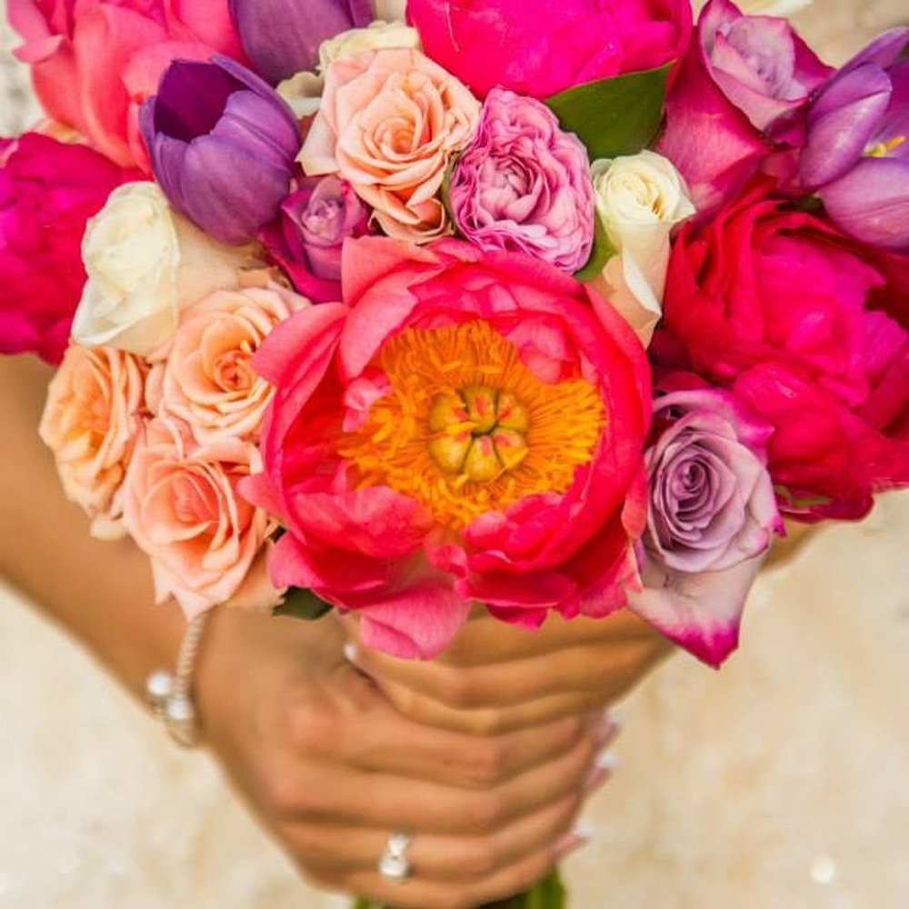 Barliz Flowers - Bridal bouquet - Florists Near Me - Chula Vista, California