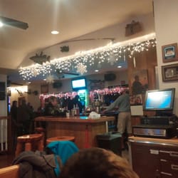 The Red Retriever Bar & Grill - Christmas Eve
