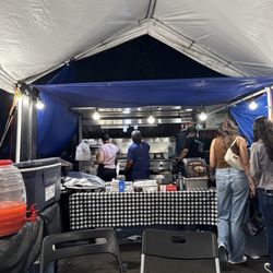 Las Delicias De Tonita - Set up