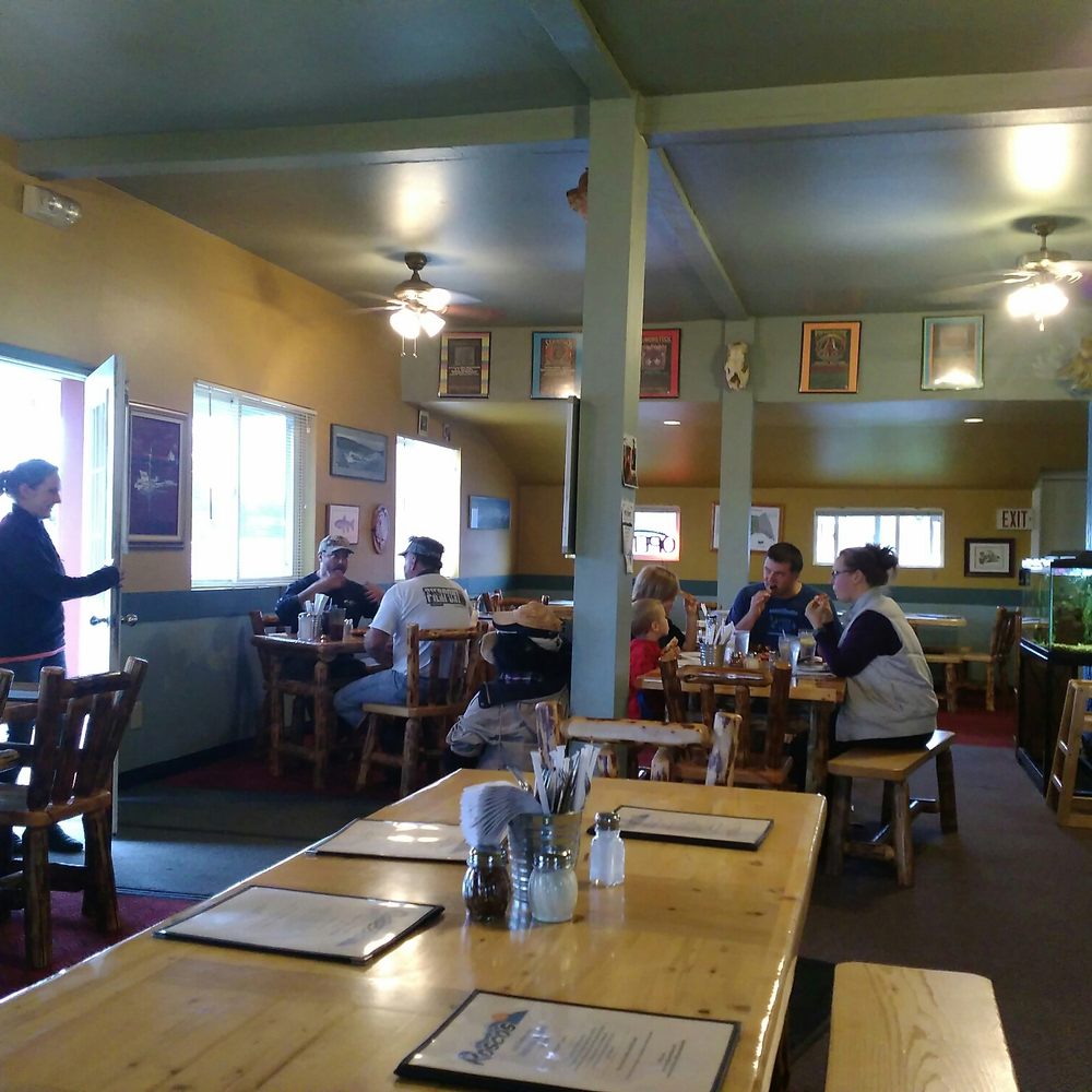 Rosco's Pizza - Inside the establishment. - Pizza Near Me - Ninilchik, Alaska Rosco's Pizza - Inside the establishment. - Pizza Near Me - Ninilchik, Alaska