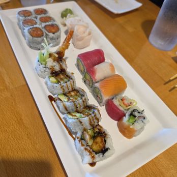 Sushi Grove - Sushi Bars Near Me - Buffalo Grove, Illinois