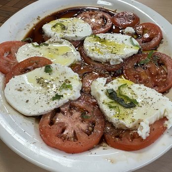 Zuppardi's Apizza - Caprese salad nicely chilled - Pizza Near Me - West Haven, Connecticut Zuppardi's Apizza - Caprese salad nicely chilled - Pizza Near Me - West Haven, Connecticut