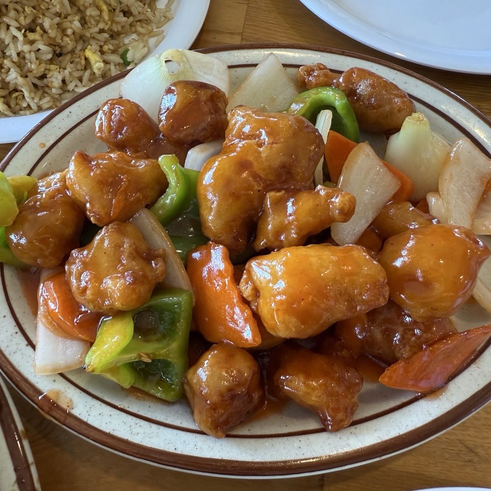 Lucky Chopsticks - Sweet and Sour Chicken - Chinese Near Me - Long Beach, California