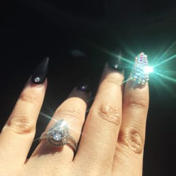 The NEW setting! No filters or special effects; this ring is just truly magical. The NEW setting! No filters or special effects; this ring is just truly magical.